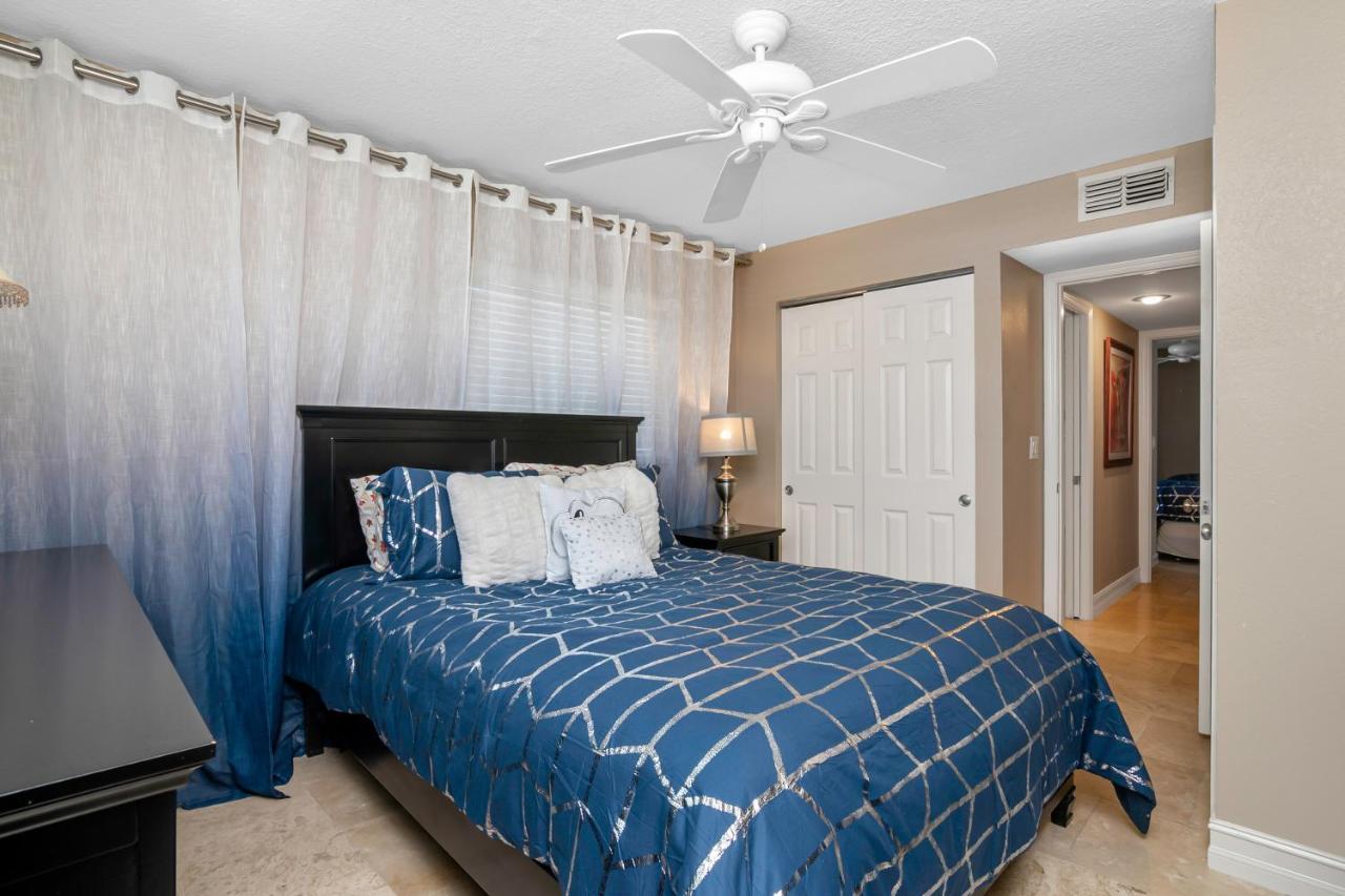 Tropical Oasis 809 Apartment เนเปิลส์ ภายนอก รูปภาพ